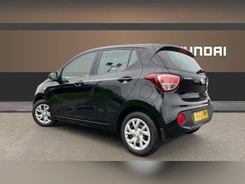 Used Hyundai i10 2019 for sale - 76554151: Photo