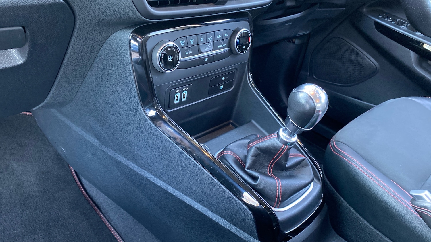 Used Ford Ecosport 2018 for sale - 76817434: Photo 13