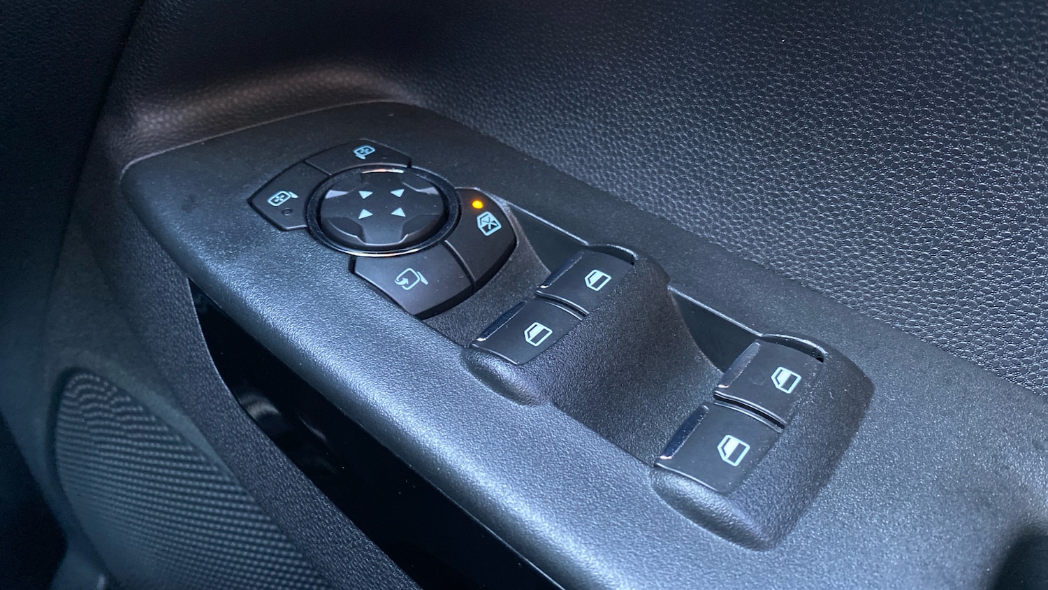 Used Ford Ecosport 2018 for sale - 76817434: Photo 21