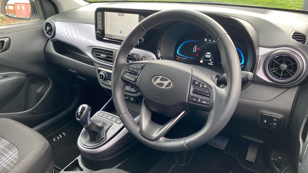 Used Hyundai i10 2024 for sale - 76157674: Photo 11