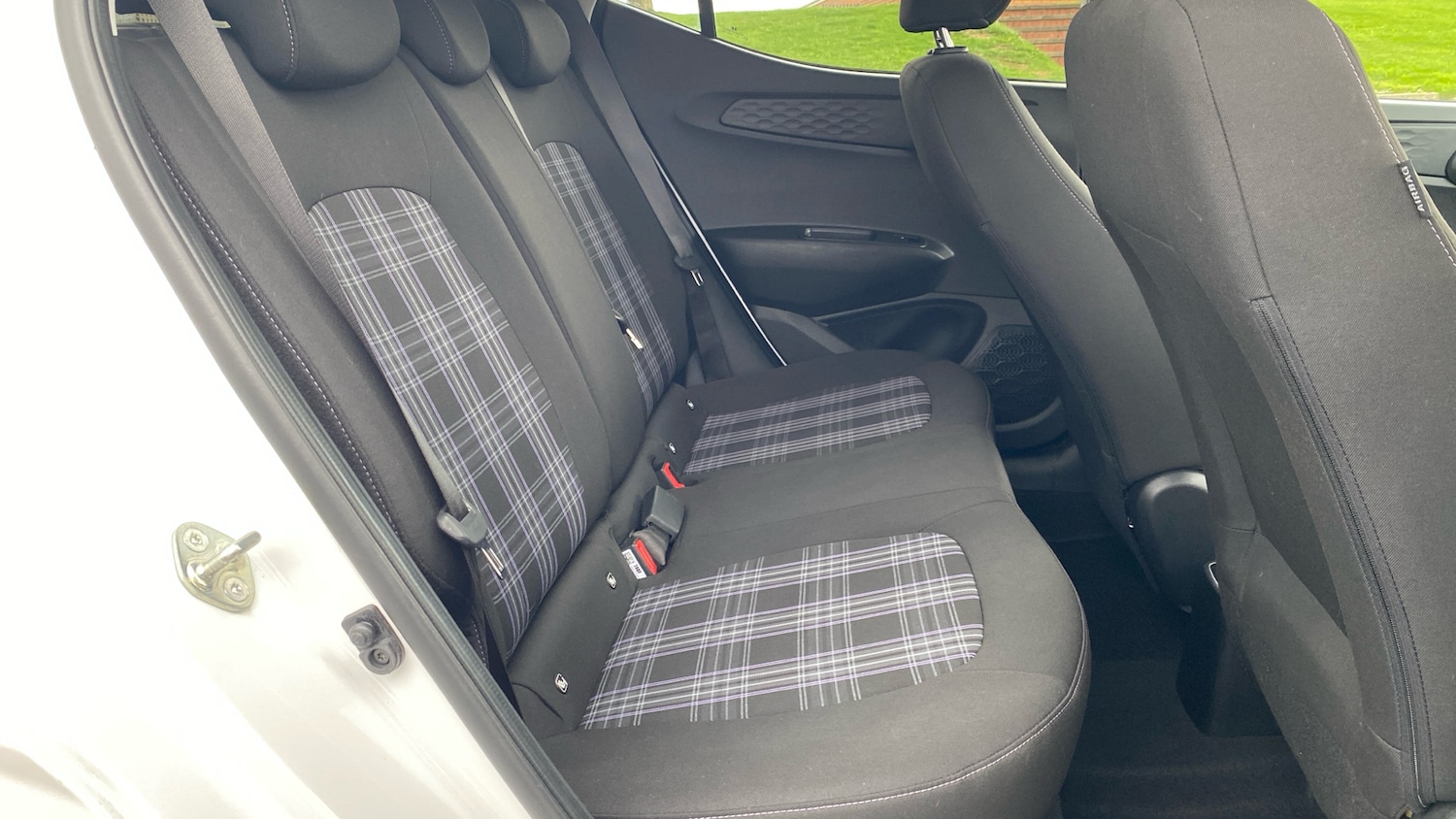 Used Hyundai i10 2024 for sale - 76157674: Photo 12