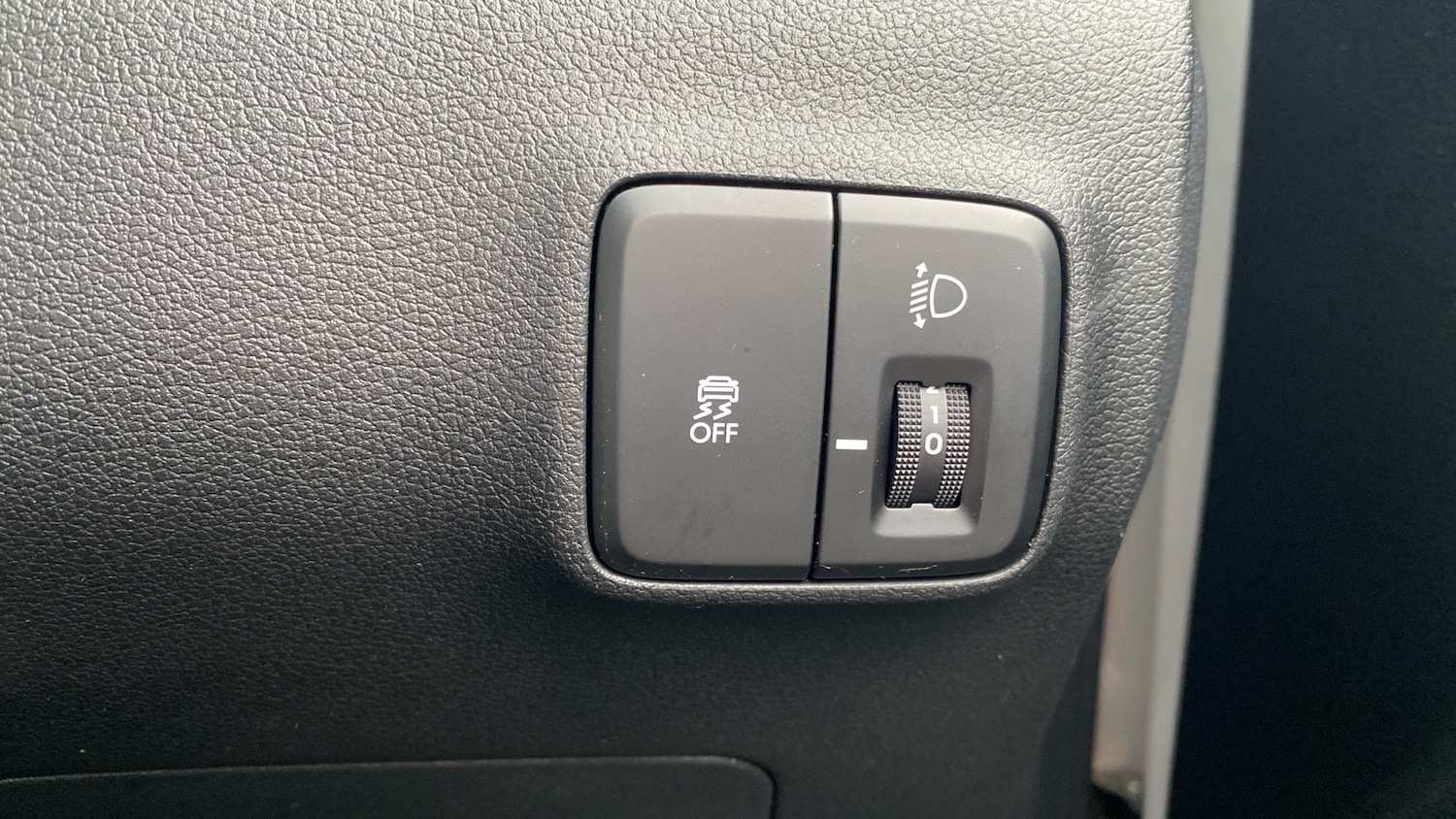 Used Hyundai i10 2024 for sale - 76157674: Photo 24