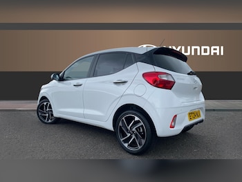 Used Hyundai i10 2024 for sale - 76157674: Photo 2