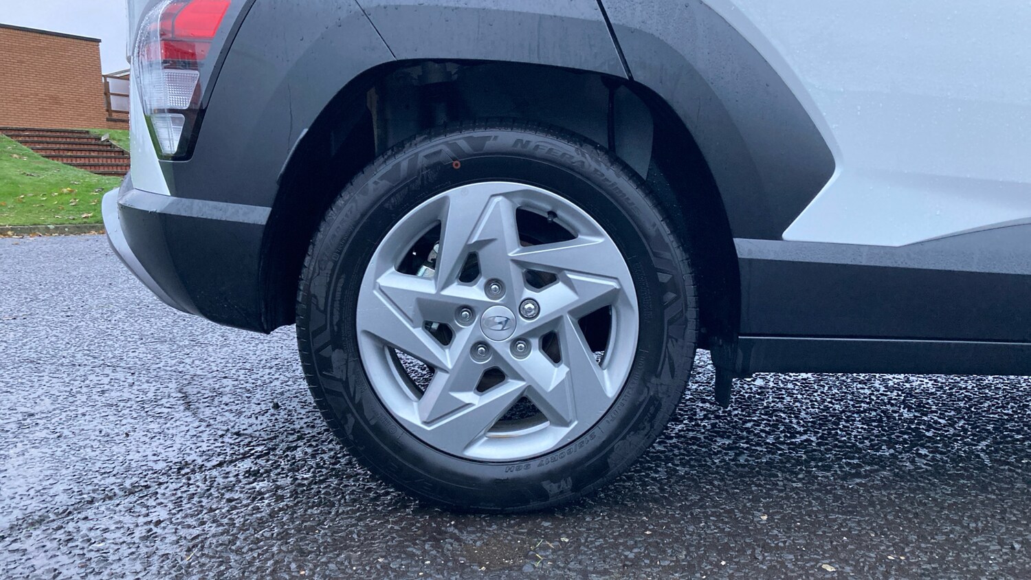 Used Hyundai KONA 2025 for sale - 76464383: Photo 7