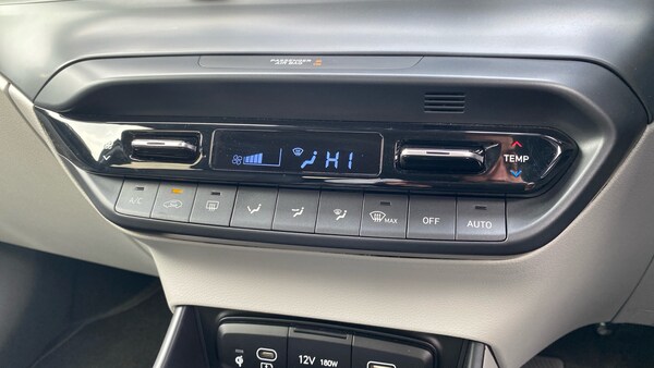 Used Hyundai BAYON 2024 for sale - 76127085: Photo 28