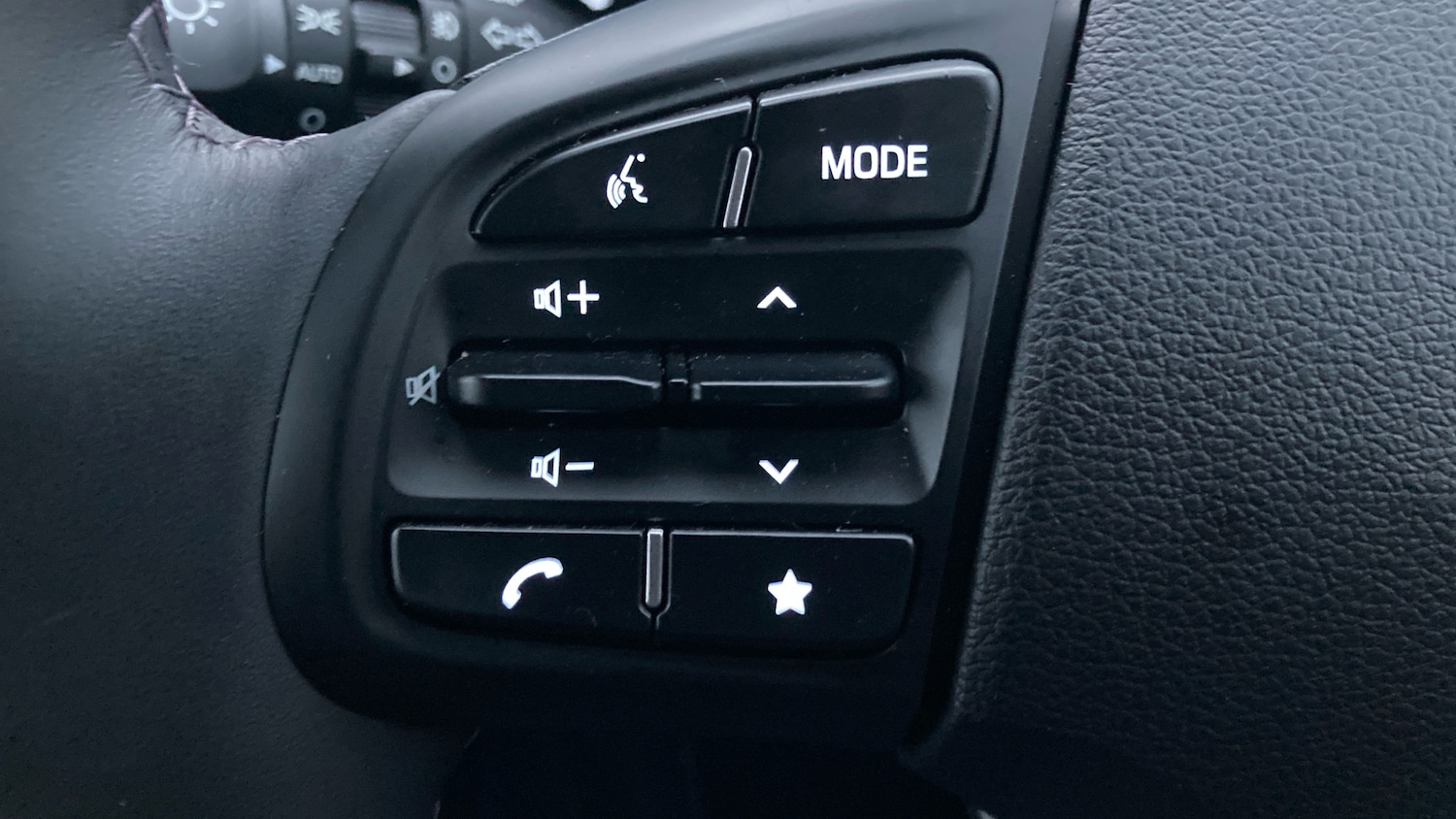 Used Hyundai i10 2024 for sale - 77661946: Photo 28