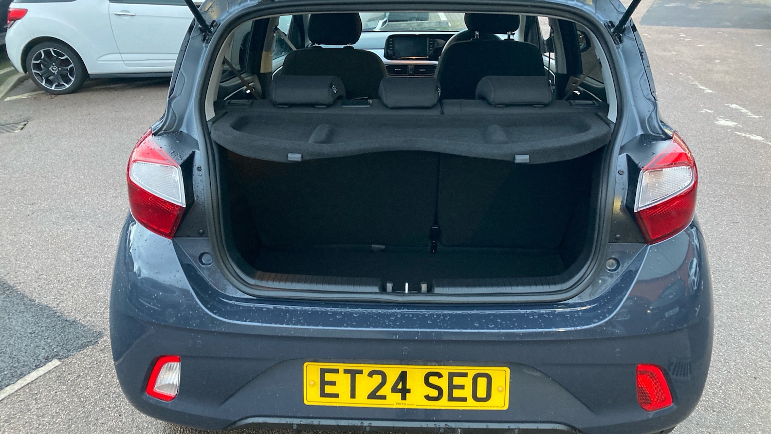 Used Hyundai i10 2024 for sale - 77661946: Photo 4