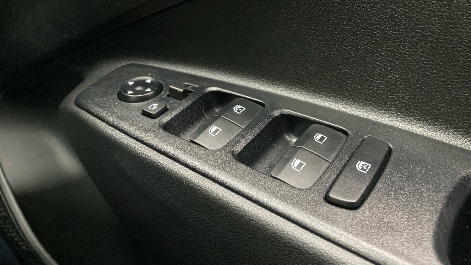 Used Hyundai i10 2024 for sale - 77298207: Photo 21