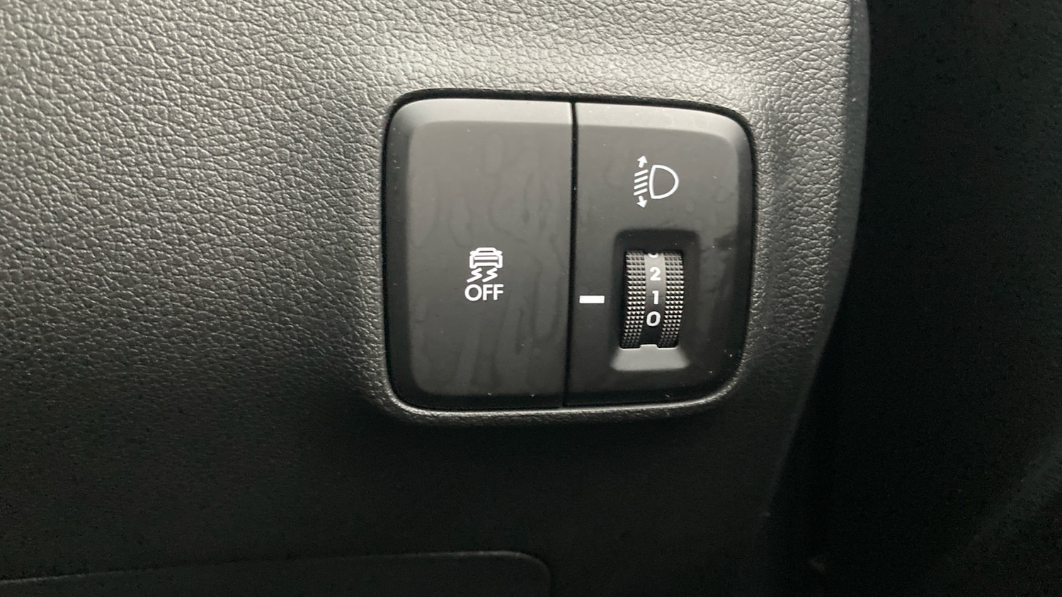 Used Hyundai i10 2024 for sale - 77298207: Photo 24