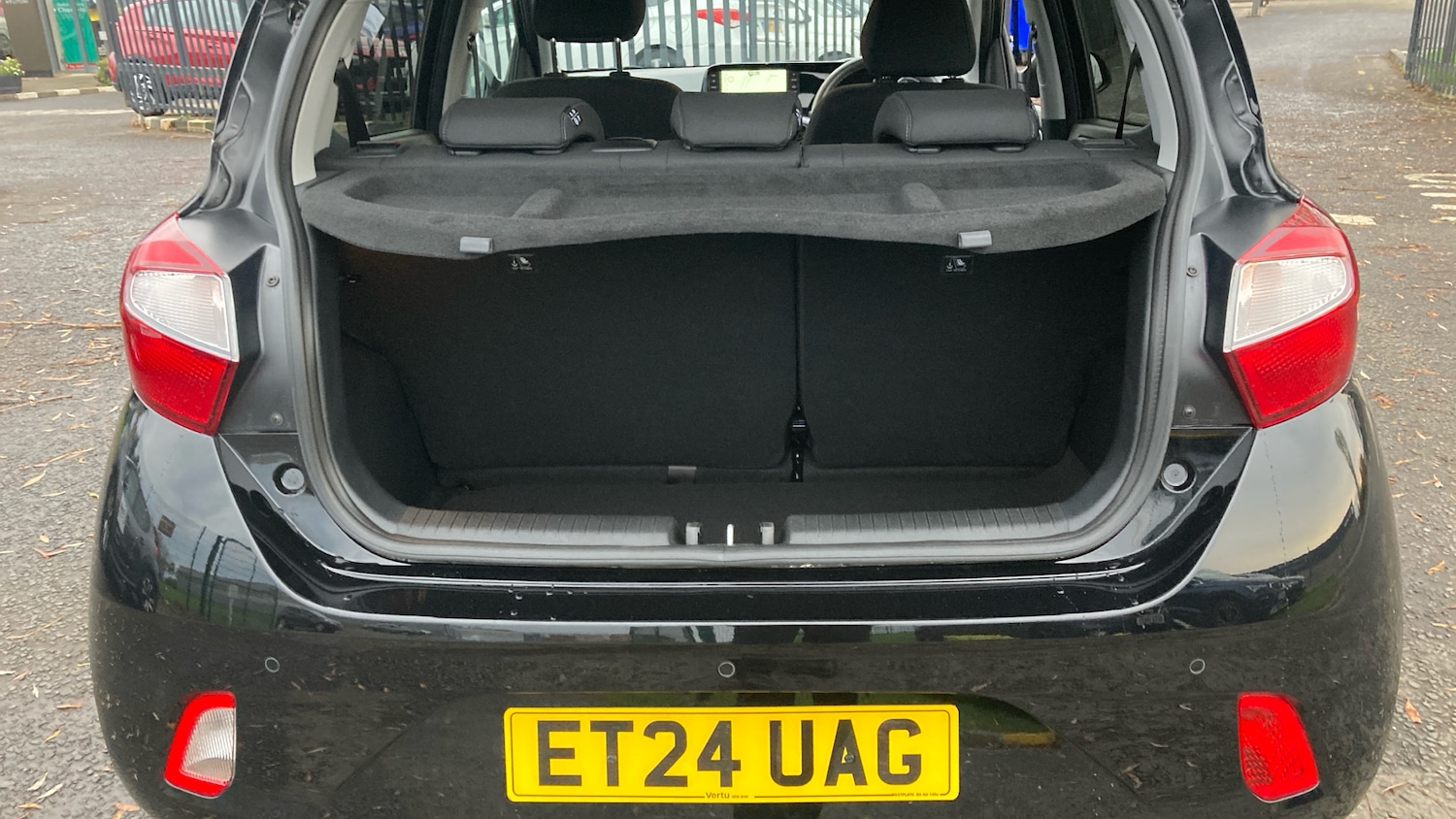 Used Hyundai i10 2024 for sale - 77298207: Photo 4