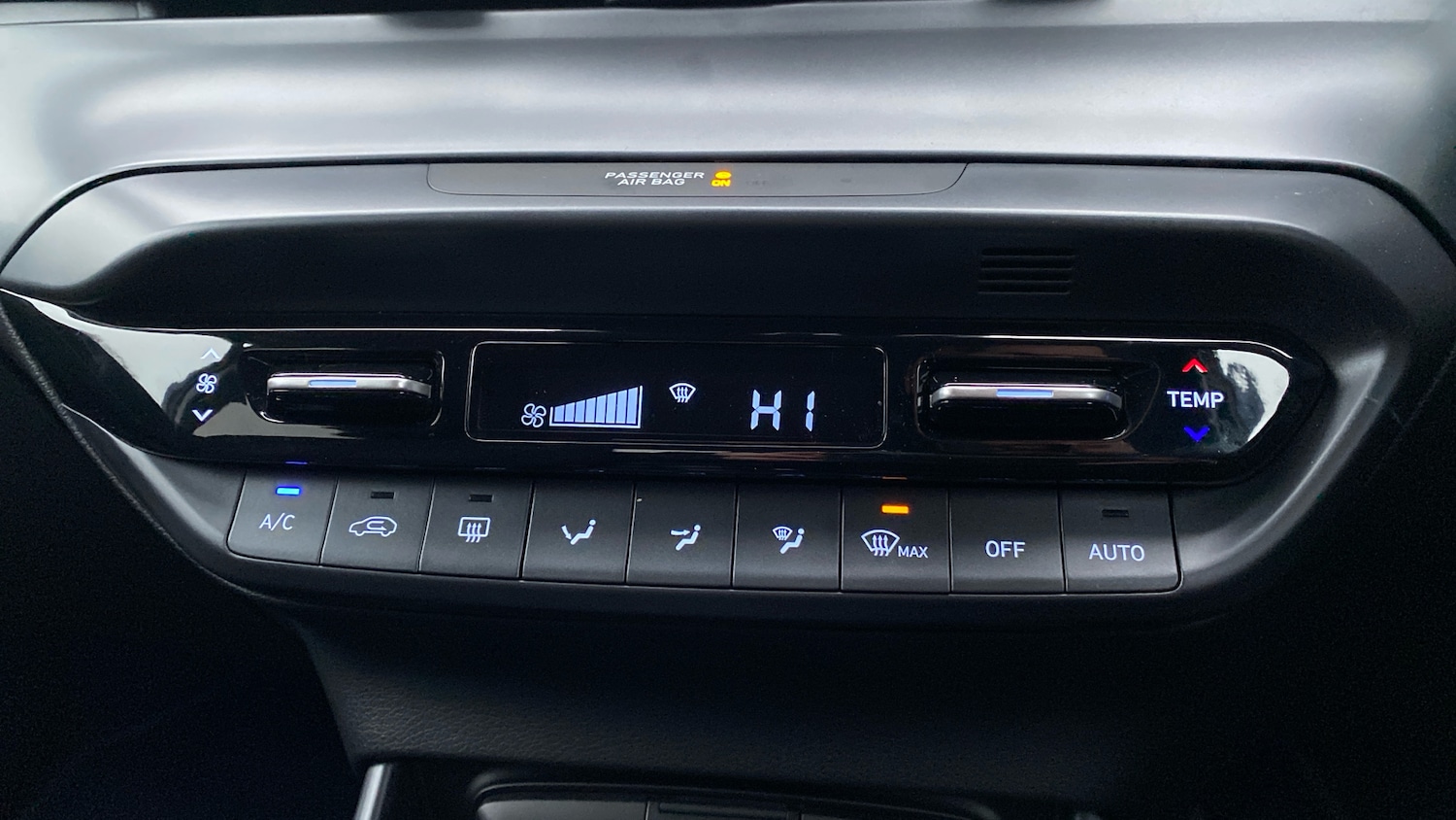 Used Hyundai i20 2025 for sale - 77085388: Photo 39