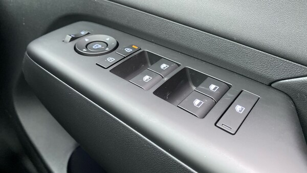 Used Hyundai KONA 2025 for sale - 76192947: Photo 24
