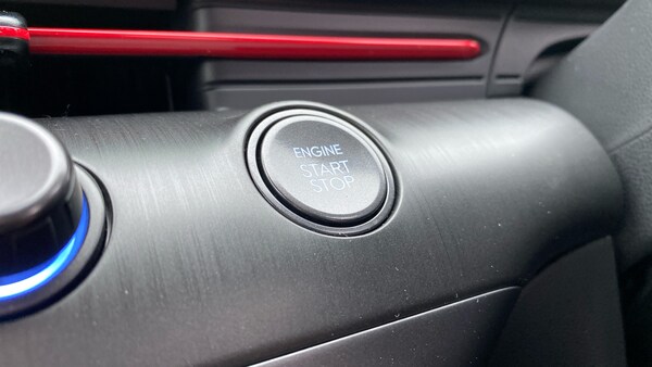 Used Hyundai KONA 2025 for sale - 76192947: Photo 34