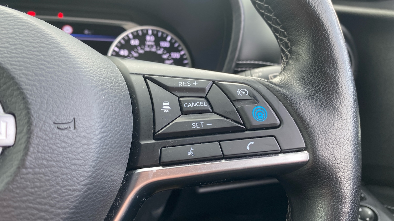 Used Nissan Juke 2023 for sale - 76971098: Photo 24