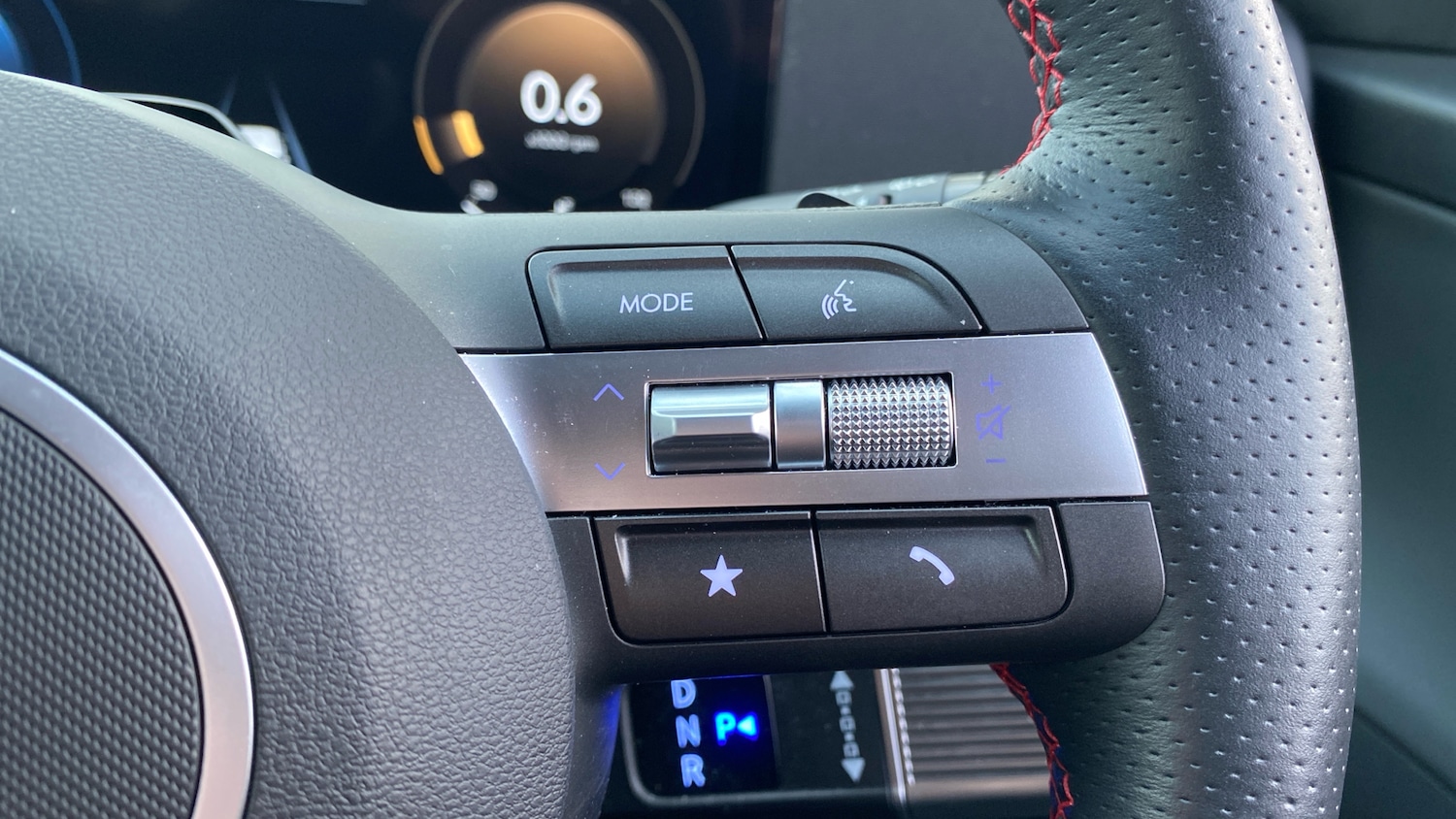 Used Hyundai KONA 2025 for sale - 76762300: Photo 30