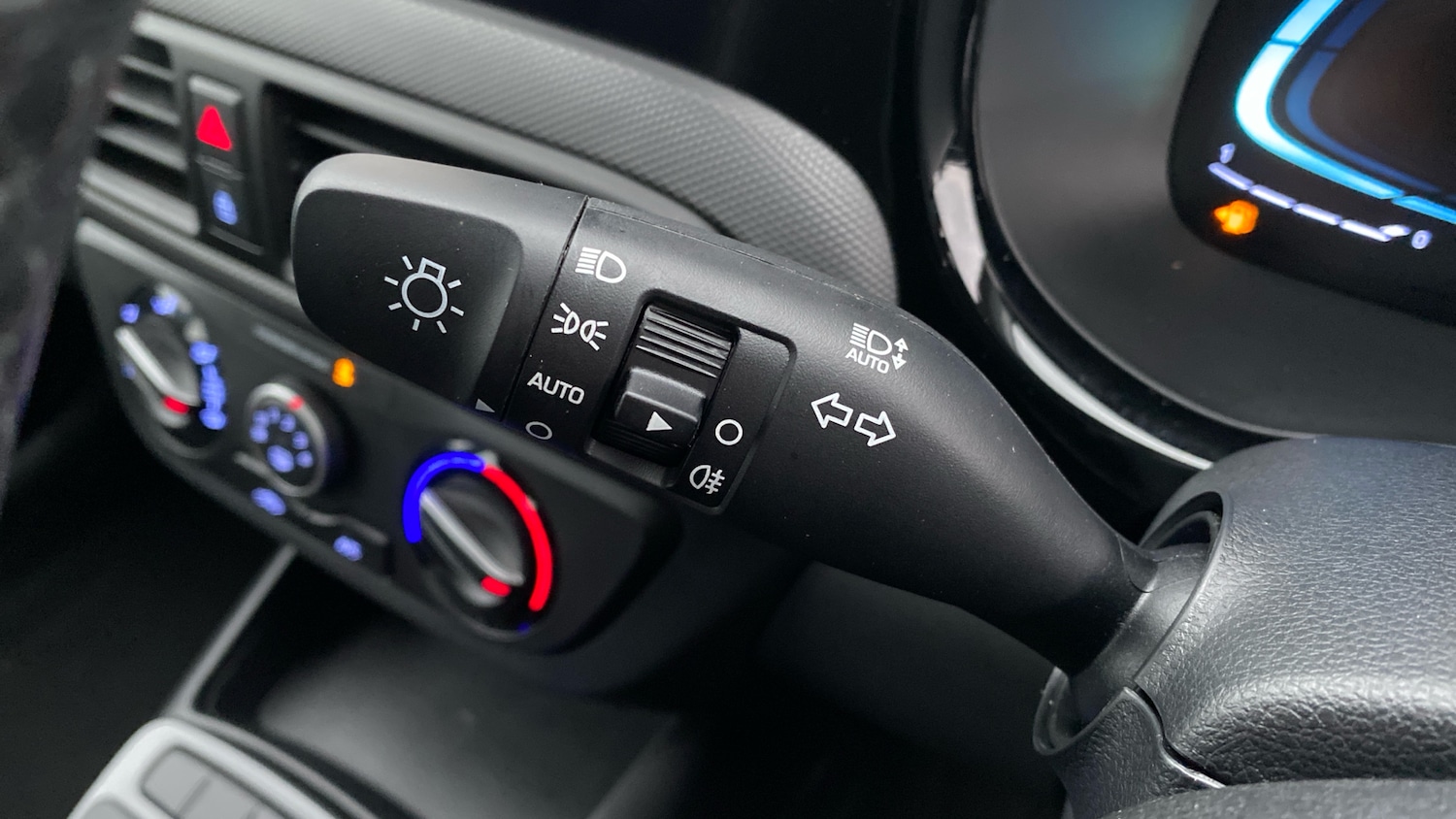 Used Hyundai i10 2025 for sale - 77038759: Photo 25