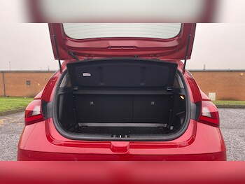 Used Hyundai i20 2021 for sale - 77325999: Photo