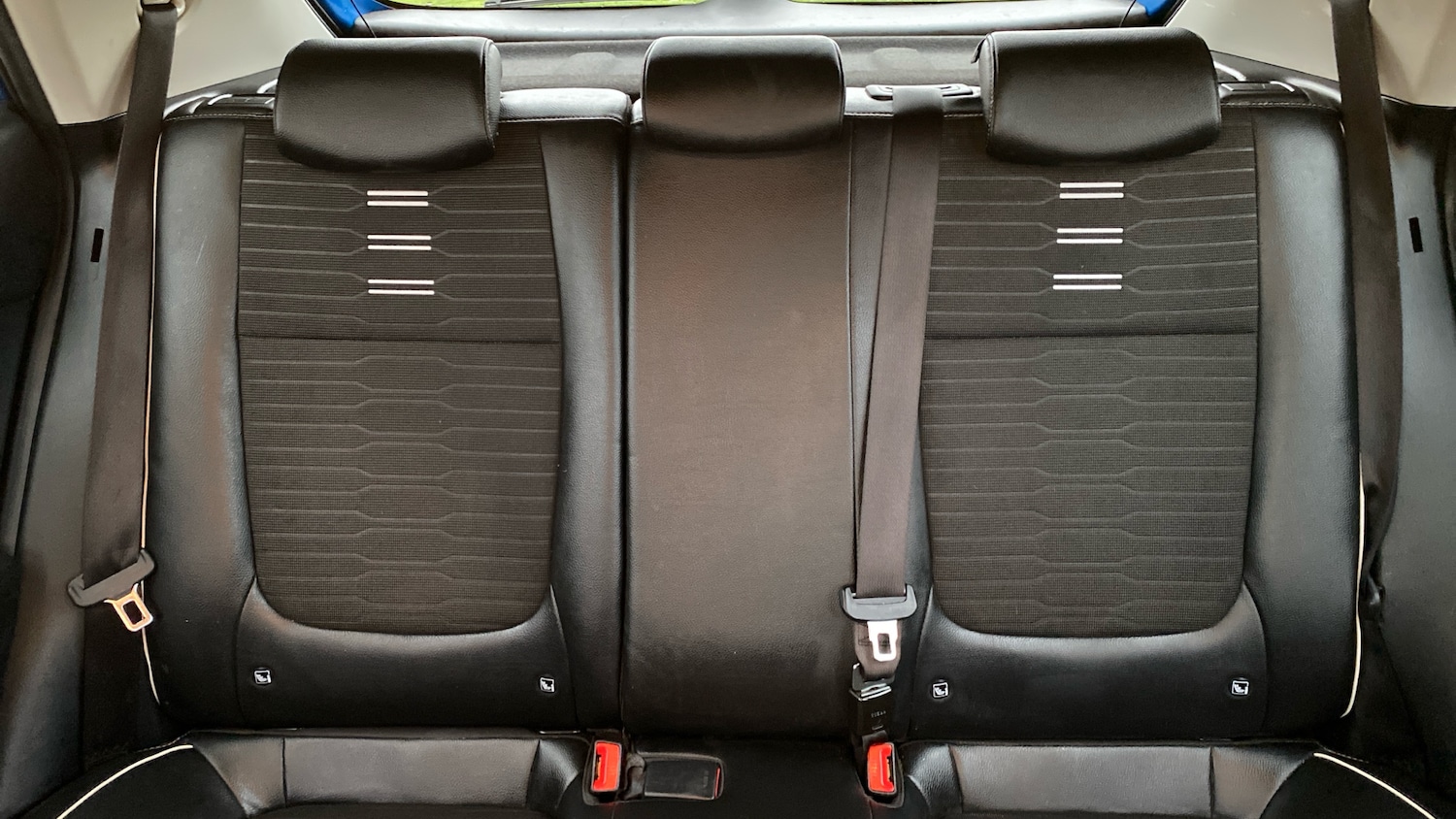 Used Kia Stonic 2023 for sale - 77260738: Photo 15