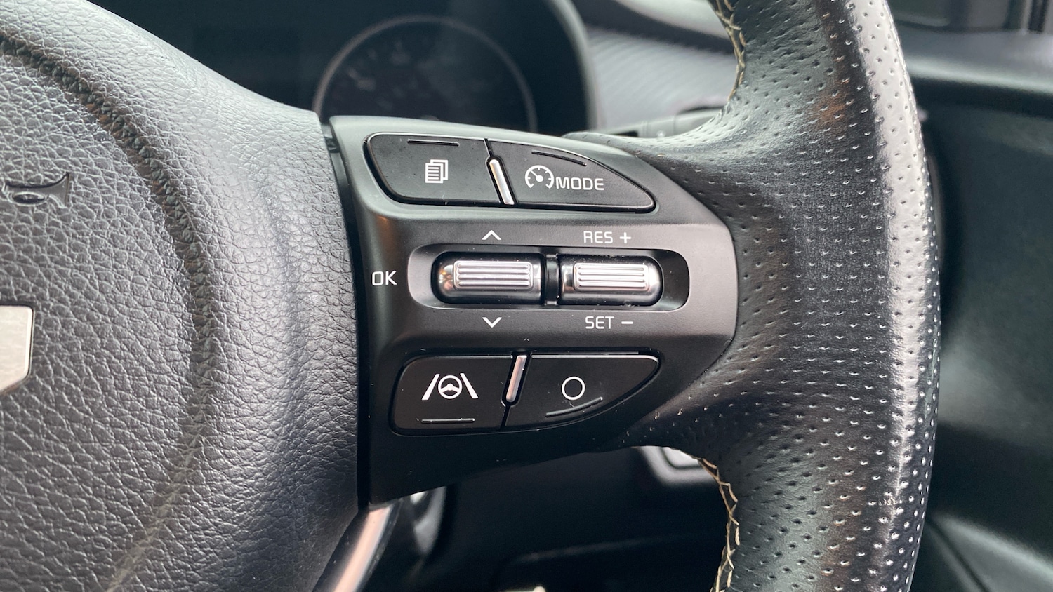 Used Kia Stonic 2023 for sale - 77260738: Photo 27