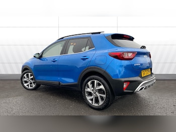 Used Kia Stonic 2023 for sale - 77260738: Photo