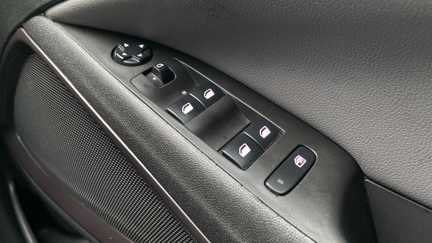 Used Vauxhall Crossland X 2018 for sale - 76693252: Photo 22