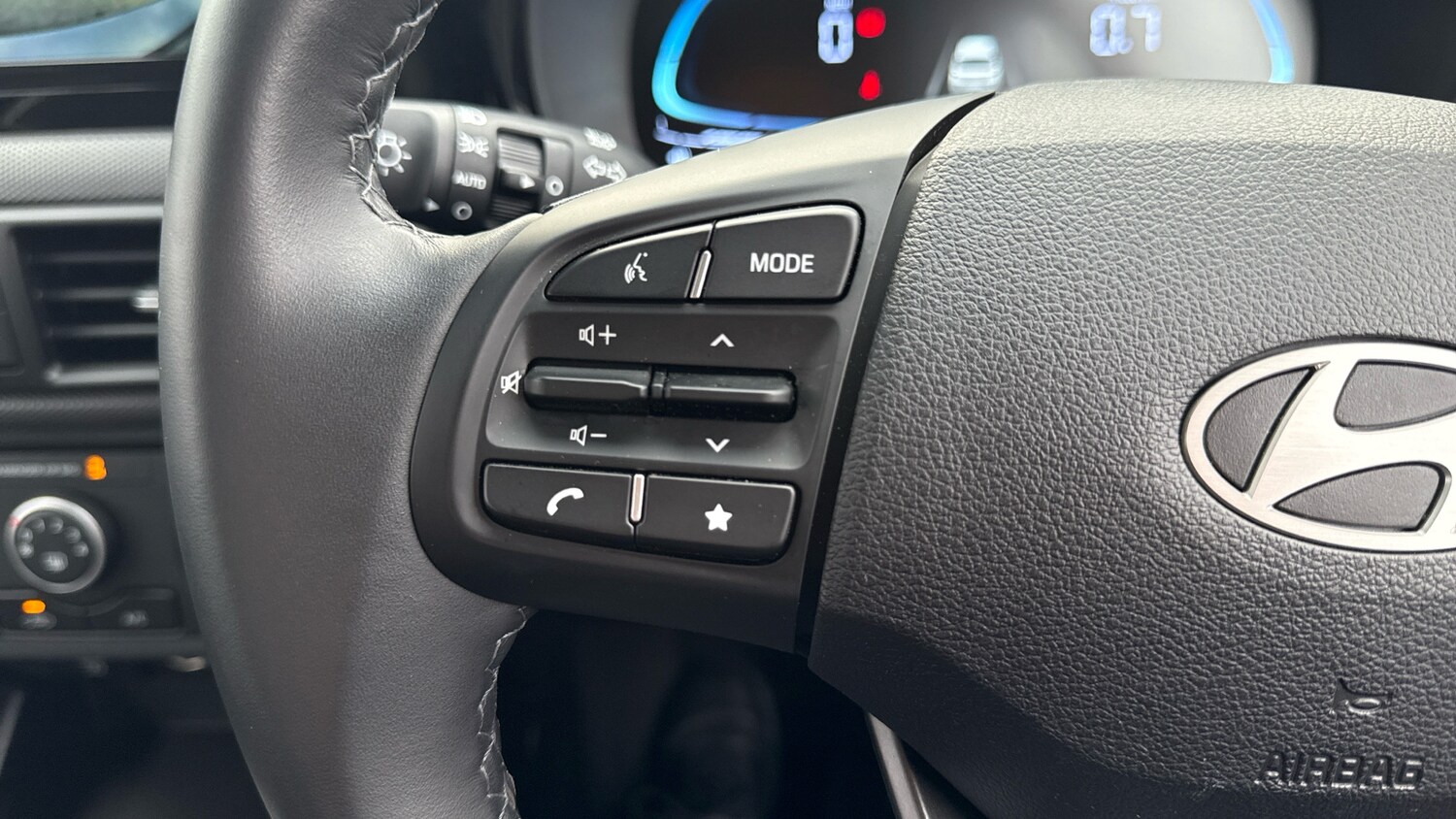 Used Hyundai i10 2025 for sale - 78078764: Photo 31