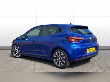 Used Renault Clio 2023 for sale - 79205650: Photo