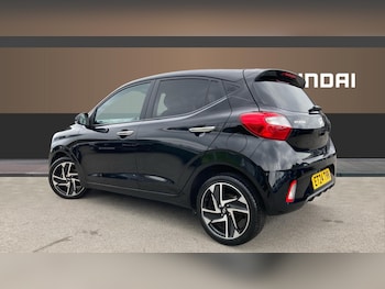 Used Hyundai i10 2024 for sale - 76078005: Photo 2