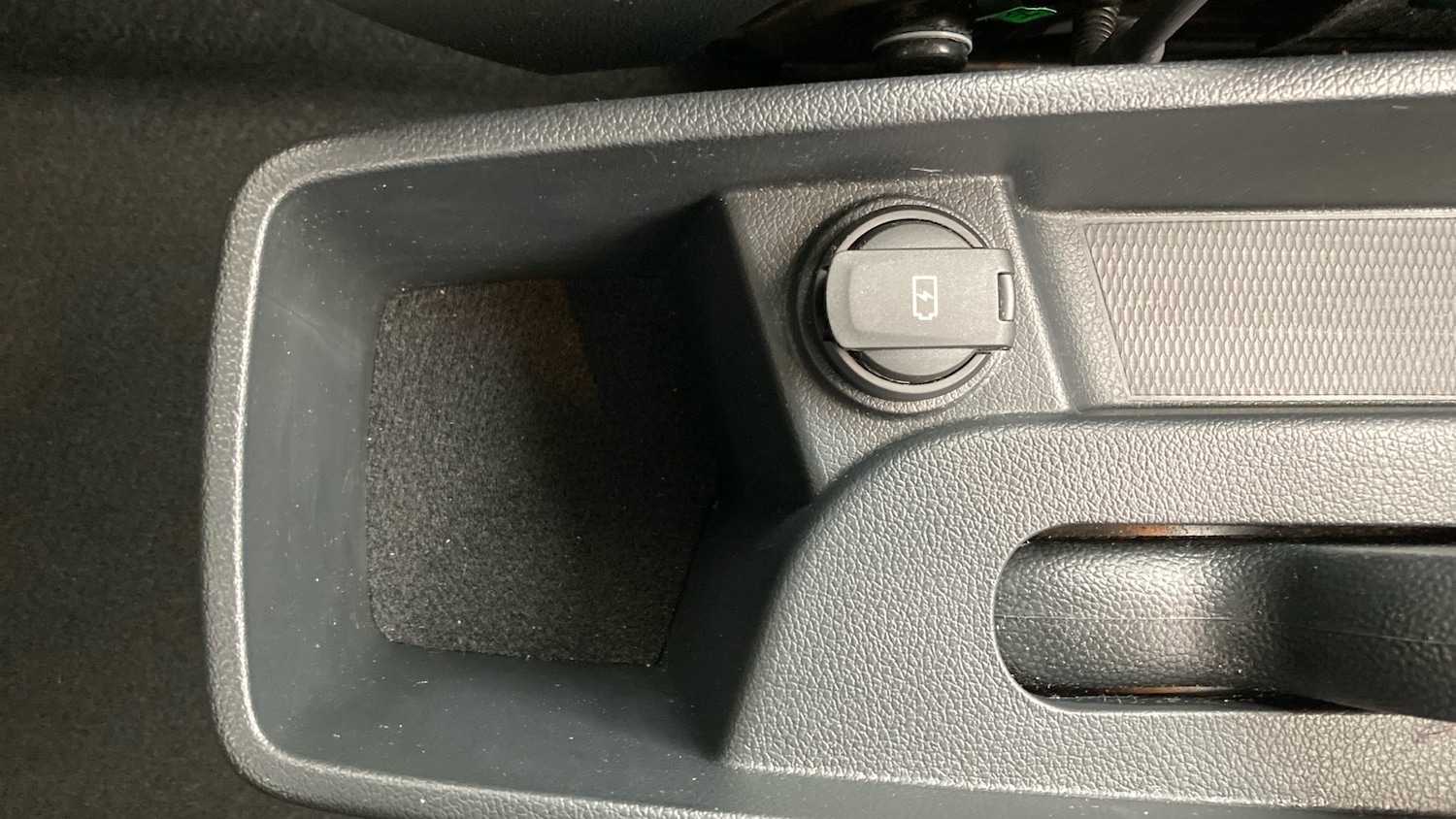 Used Hyundai i10 2024 for sale - 76078005: Photo 35