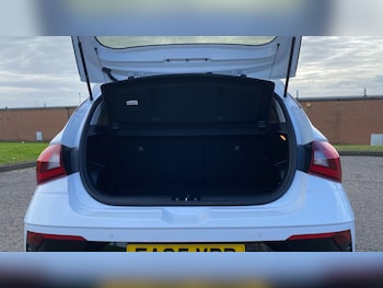 Used Hyundai i20 2025 for sale - 77676140: Photo