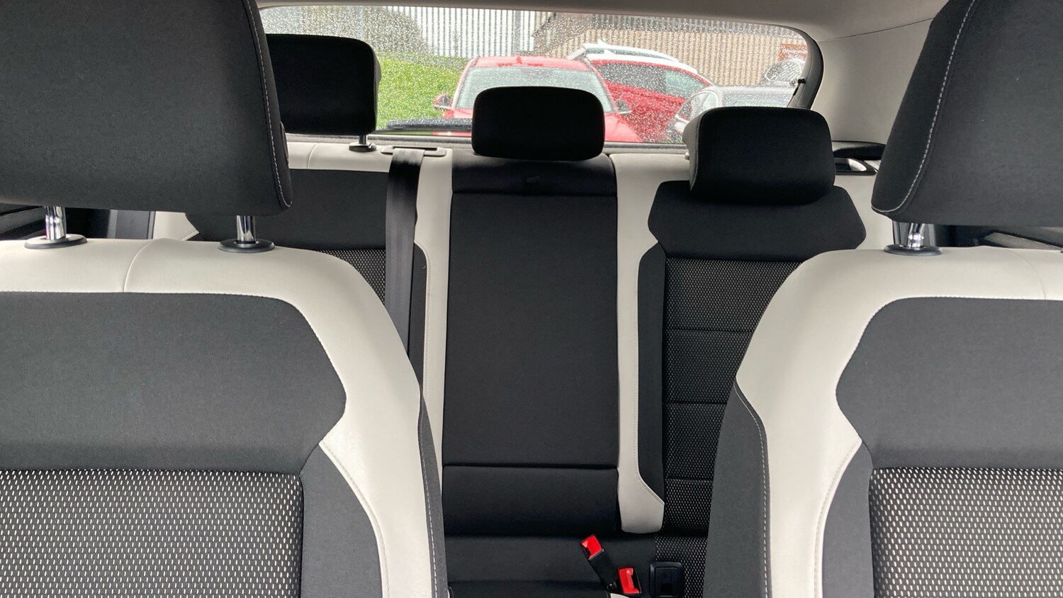 Used Volkswagen T-Roc 2018 for sale - 78152872: Photo 15