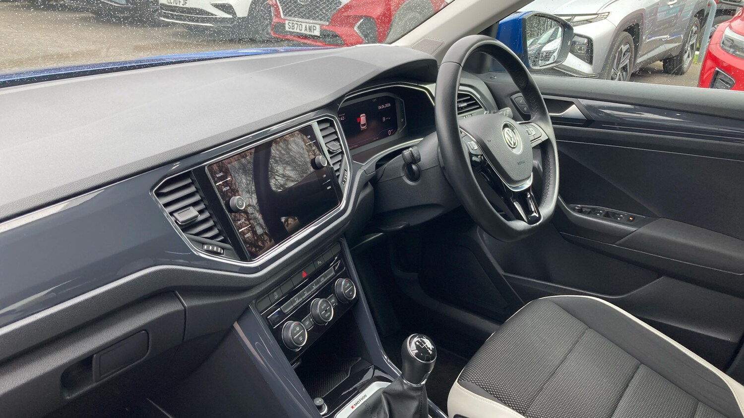 Used Volkswagen T-Roc 2018 for sale - 78152872: Photo 9