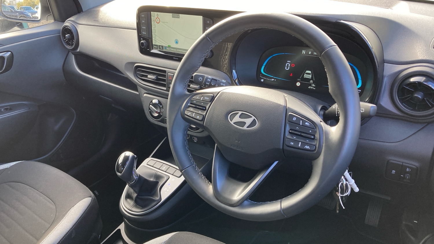 Used Hyundai i10 2024 for sale - 76117305: Photo 11