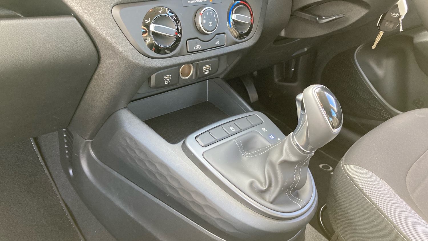 Used Hyundai i10 2024 for sale - 76117305: Photo 13