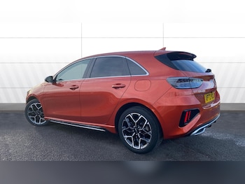 Used Kia Ceed 2022 for sale - 76921184: Photo