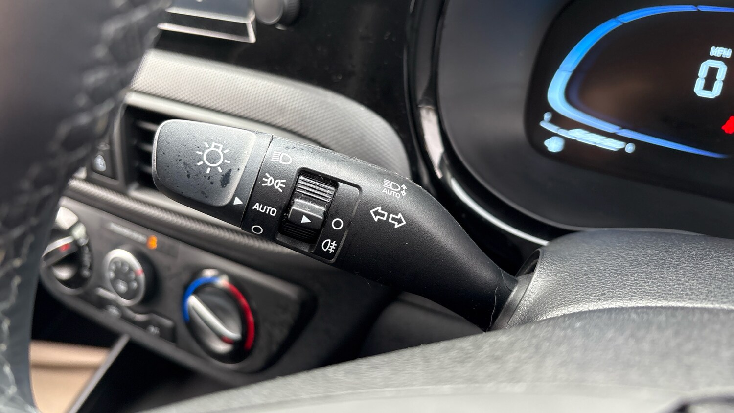 Used Hyundai i10 2023 for sale - 77676974: Photo 23