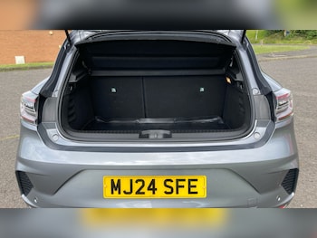 Used Renault Clio 2024 for sale - 78847144: Photo