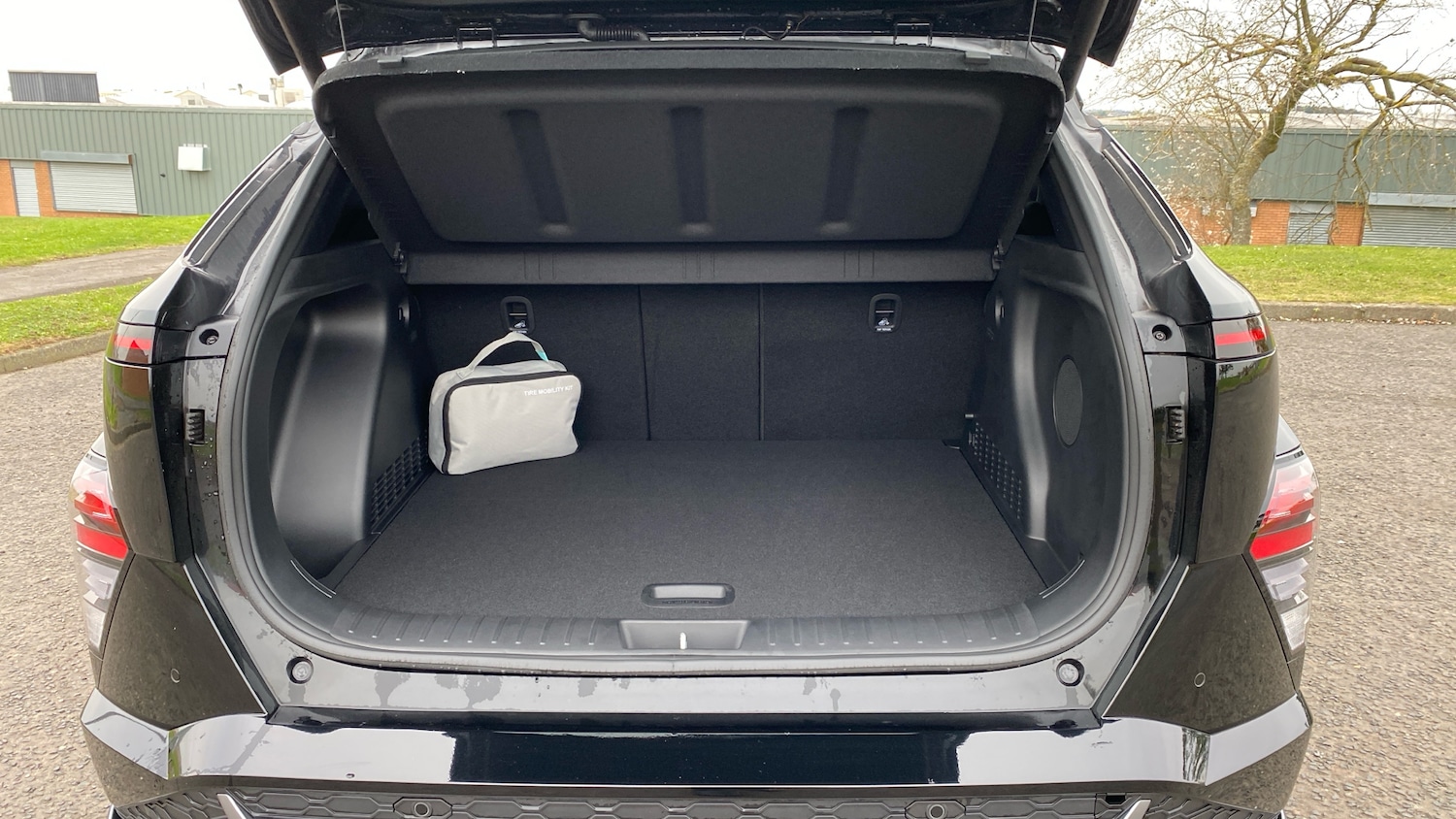 Used Hyundai KONA 2025 for sale - 76374283: Photo 4