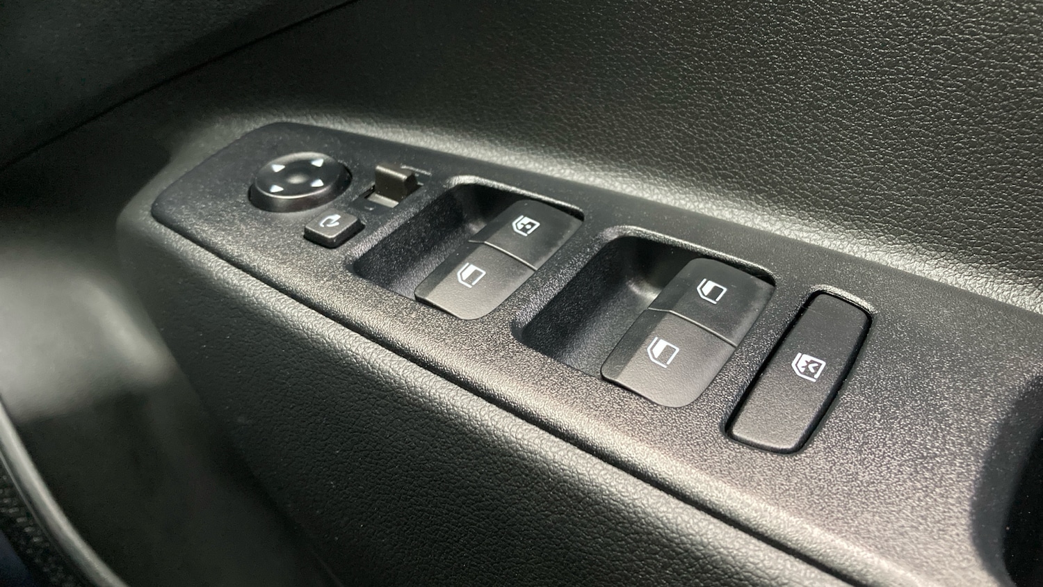 Used Hyundai i10 2024 for sale - 77298211: Photo 30