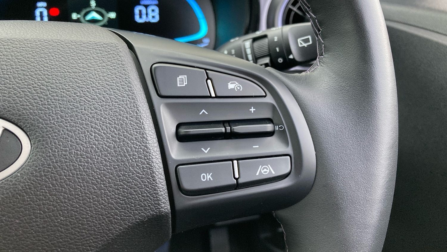 Used Hyundai i10 2024 for sale - 77298211: Photo 32