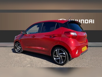 Used Hyundai i10 2020 for sale - 76117306: Photo 2