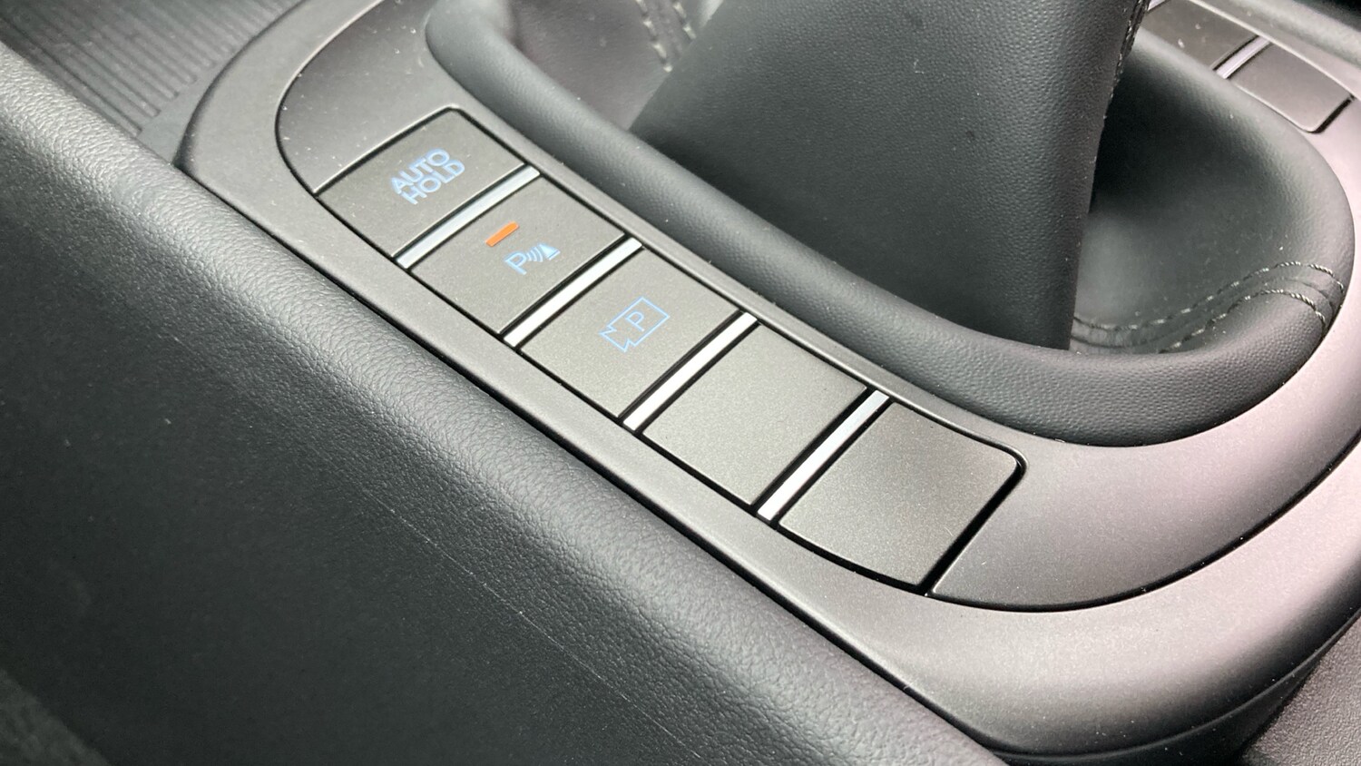 Used Hyundai KONA 2025 for sale - 76464393: Photo 30