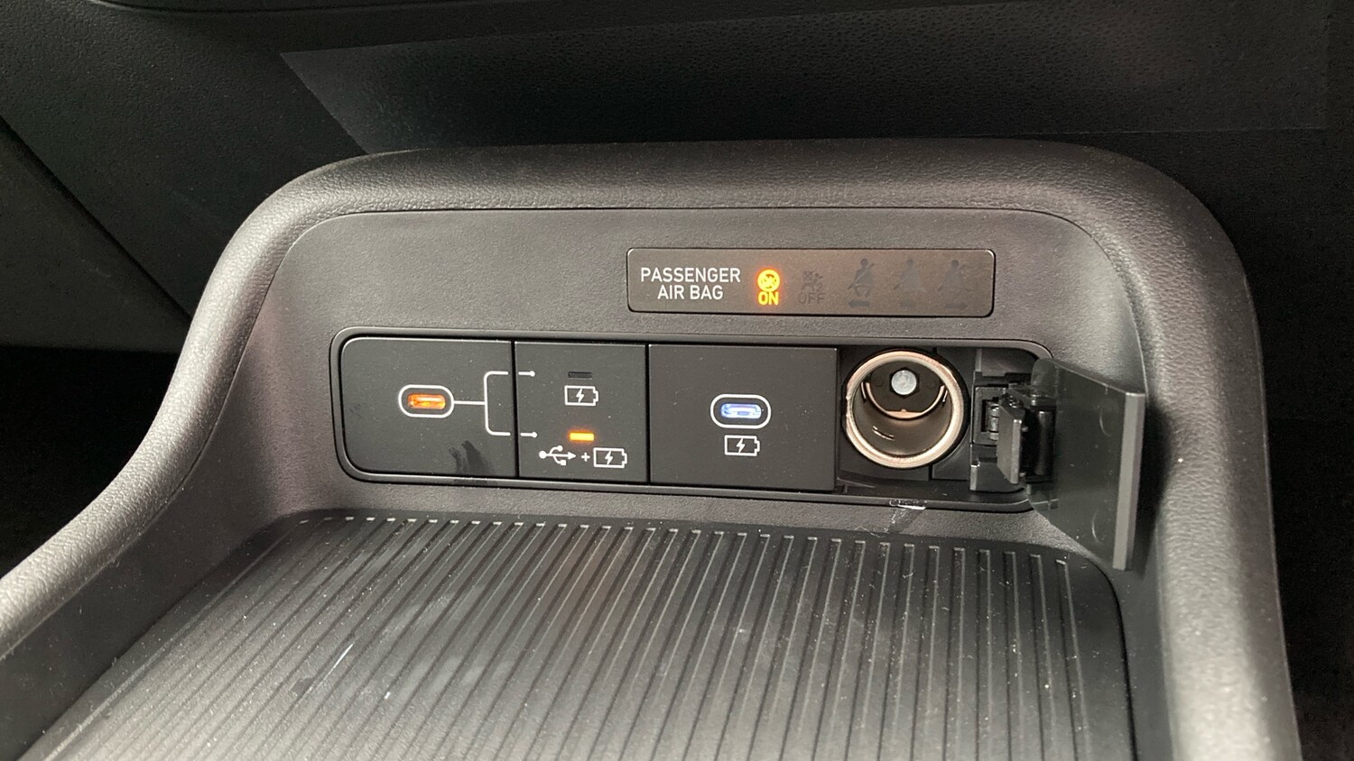 Used Hyundai KONA 2025 for sale - 76464393: Photo 31