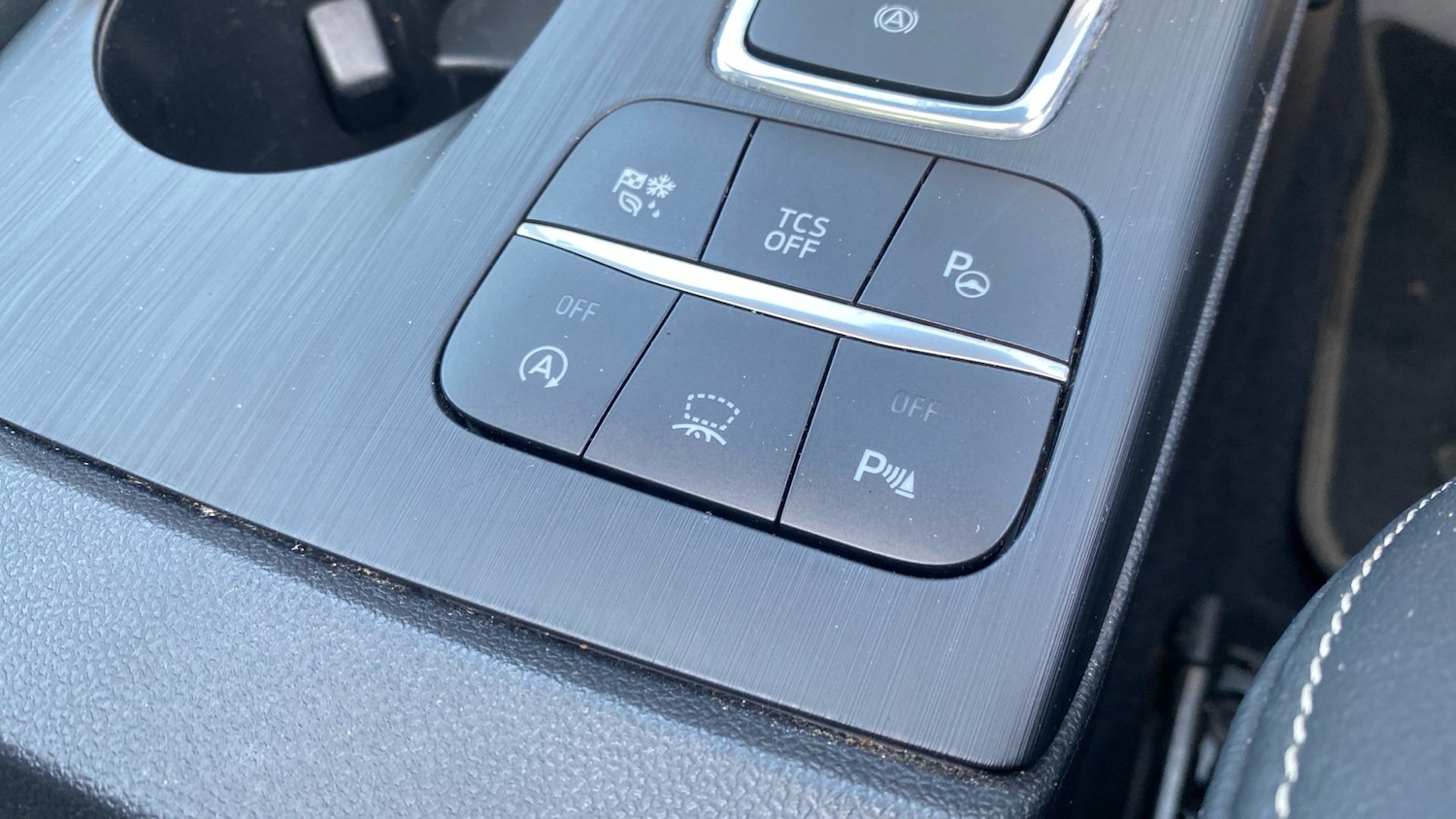 Vehicle 28