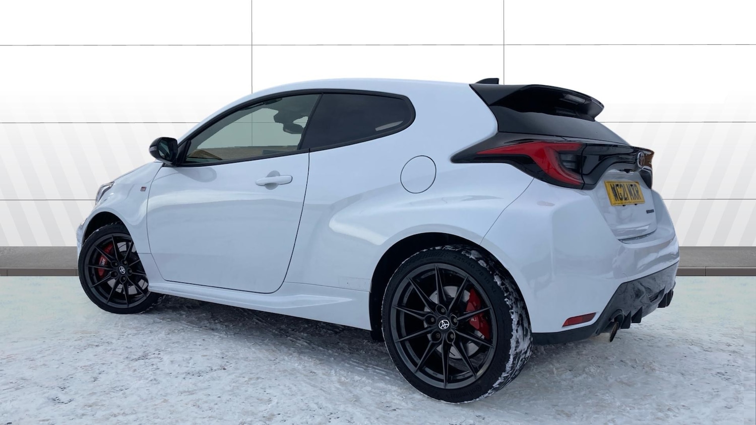 Used Toyota Yaris 2021 for sale - 77136856: Photo 2