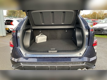 Used Hyundai KONA 2024 for sale - 76449500: Photo