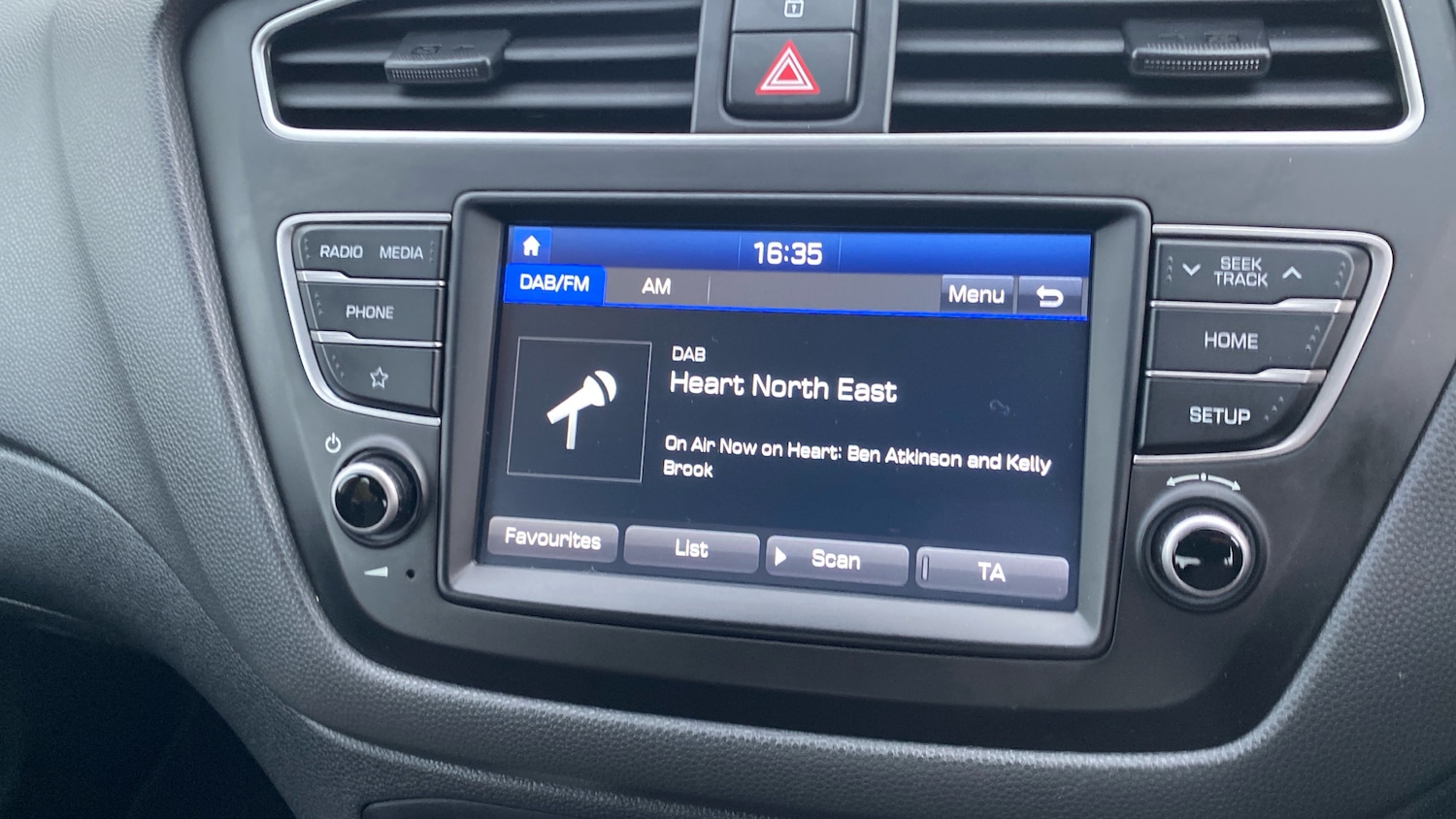 Used Hyundai i20 2019 for sale - 76426276: Photo 12