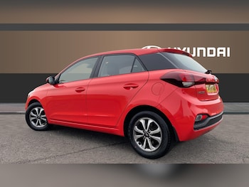 Used Hyundai i20 2019 for sale - 76426276: Photo