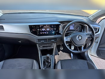 Used Volkswagen Polo 2021 for sale - 76877367: Photo