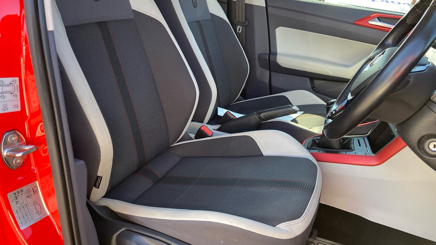Used Volkswagen Polo 2019 for sale - 76063694: Photo 34